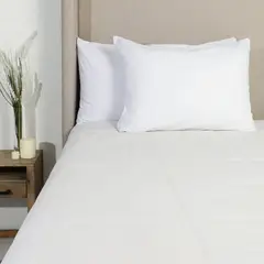 MICA - Protector de Almohada Queen Blanco