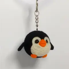 PANDA LANUDO - Llavero Pinguino 4cm - Negro_.