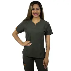 TWELVE - -conjunto scrub corazón - verde militar jaspeado