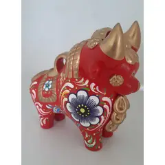 PERU - Adorno Decorativo torito de pucara andino pintado a mano color rojo