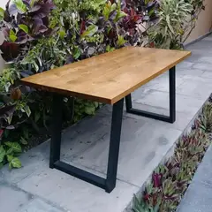 KILA DESIGN - Mesa de comedor Mónica Madera y Fierro
