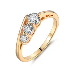 LUCYANA JOYAS Y ACCESORIOS - Anillo de Compromiso 3 Piedras Bañado Oro Amarillo 18K - JOYAS LUCYANA