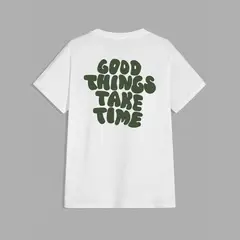 YANSUS - Polo Hombre Blanco Good Things Take Time