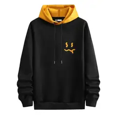 YANSUS - Polera Negro Con Capucha Y Estampado