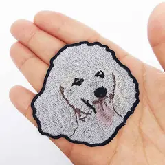 QALA DISEÑO - Parche Bordado - - Perro Poodle Blanco