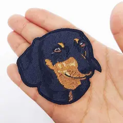 QALA DISEÑO - Parche Bordado - - Perro Salchicha N