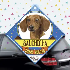 QALA DISEÑO - Colgante de auto 15x15 cm - - Perro Salchicha