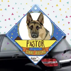 QALA DISEÑO - Colgante de auto 15x15 cm - - Perro Pastor Alemán