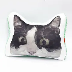 QALA DISEÑO - Almohada Decorativa - - Gato Tuxedo Low Poly