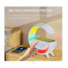 GENERICO - Lampara 4 en 1 Luz LED cargador Inalámbrico parlante Radio FM