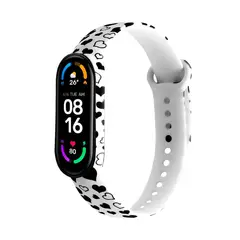 GENERICO - Correa Compatible Con Xiaomi Mi Band 5 y 6 con Diseño Corazones