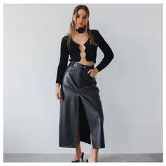 BETWEEN US - Chompa Mein