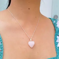 INTUERI - Collar Corazón Cuarzo Rosa