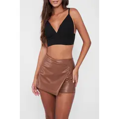 BNEDICTA - FALDA SHORT CHIARA CUERINA CAMEL PARA MUJER