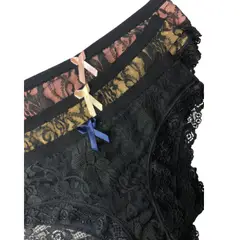 GENERICO - 3 TRUZAS modelo ENCAJE talla M_.