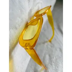 GENERICO - LENTES RETRO VINTAGE AMARILLOS