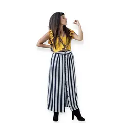 AMA OUTFITTERS - FALDA A RAYAS ALDANA