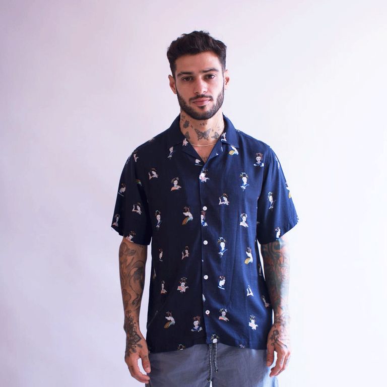 Camisa Modelo Geishas