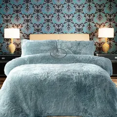 GENERICO - CUBRECAMA TRES PLAZAS KING DE PELUCHE PELO CORTO VERDE CEMENTO