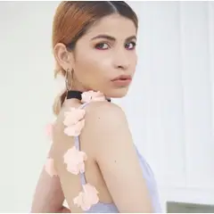 AMA OUTFITTERS - BODY ALICE CON FLORES