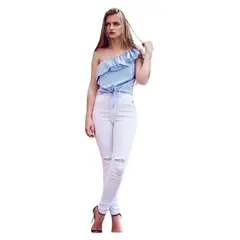 Ama Outfitters - JEAN AMA WHITE CON RASGADO