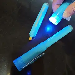 GENERICO - PLUMÓN DETECTOR DE BILLETES 2 EN 1