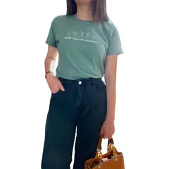 GENERICO - POLO VERDE BORDADO - POLO BÁSICO DE ALGODÓN