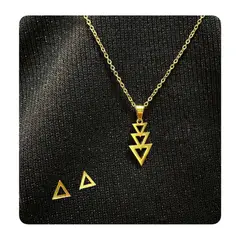 GENERICO - Pack Acero Collar con dije y Aretes - Triple Triangulo Lineas Dorado