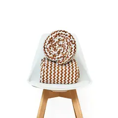 COBITEX HOME - Manta chess blanco/chocolate 230 x 180 cm con textura de corderito cobitex