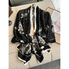 KAST PE - Bufanda Pañuelo Rosalia Negro Estampado de patrón floral a cuadros