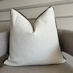 CLAUDIA RIVA HOME - Cojín Frame Blanco + relleno de poliester