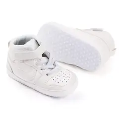 GENERICO - Zapatitos para bebé - Botines Crema Acharolado