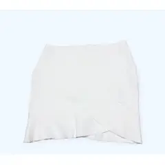 AMA OUTFITTERS - MINIFALDA CON BOBOS STRECH