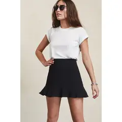 AMA OUTFITTERS - MINIFALDA CON BOBOS STRECH