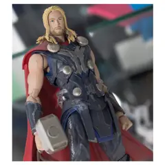 BANDAI - Avengers Age of Ultron SH Figuarts Thor