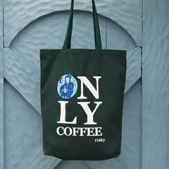 RISKY - Totebag Modelo Only Coffee