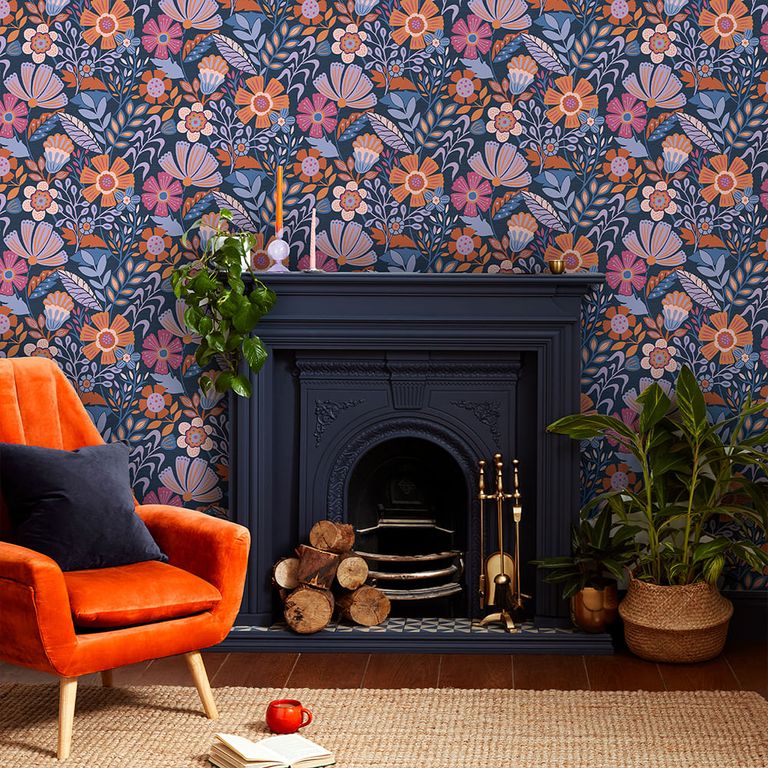 Papel Tapiz Envy Oopsy Daisy 052X10 Mts Blue Lilac Tangerine