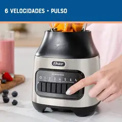 OSTER - Licuadora Oster® con vaso de vidrio BLSTPEG NPB