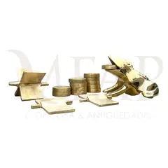 MFAP BRONCERIA Y ANTIGUEDADES - Juego de sapo en bronce pulido 16 piezas