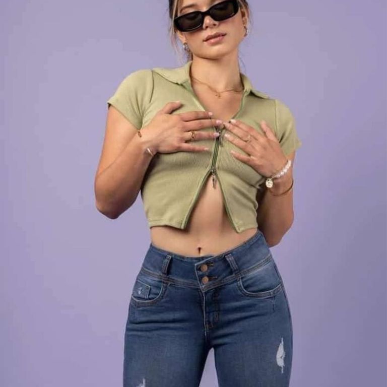 Basico Mujer Top Rip Jane Hood Verde