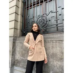 ALLEZ COLLECTION - CAPA CON CAPUCHA VERSATIL PARA MUJER