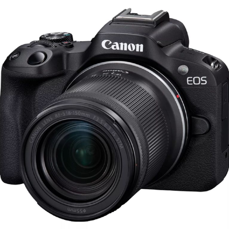 EOS R50 Cámara Kit Con 18-150mm Lente Sin Adaptador - Negro