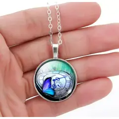 GENERICO - Collar redondo diseño mariposa reloj