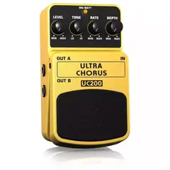 BEHRINGER - UC200 - Pedal Guitarra Ultra Chorus
