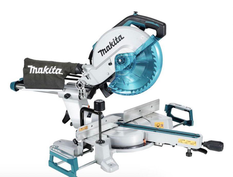 Ingletadora telescópica 1450W- LS1110F