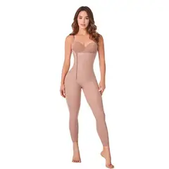 ANN CHERY - 5182 Carolina Faja Colombiana Post- Operatoria