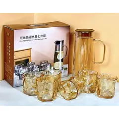 GENERICO - Set Moderno Jarra y 6 Vasos Curvos en Dorado Translucido