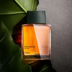 ESIKA - Salvaje Perfume de Hombre