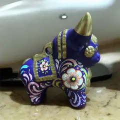 PERU - Adorno Decorativo torito de pucara andino azul de 10 x 10 cm