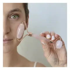 GENERICO - Set Adaptable de Aseo Facial 2 Color Rosa Y+Papel de Regalo